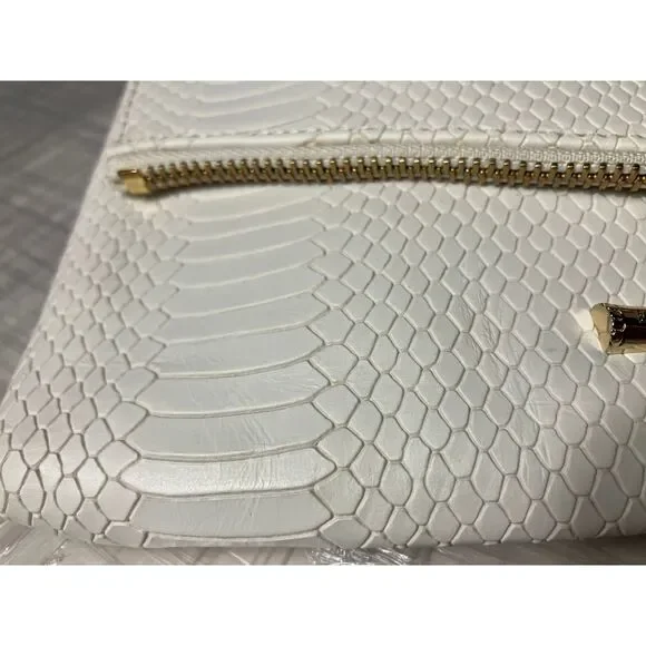 Elaine Turner White Snake-Embossed Clutch Wristlet | Like a New - Picture 9 of 16